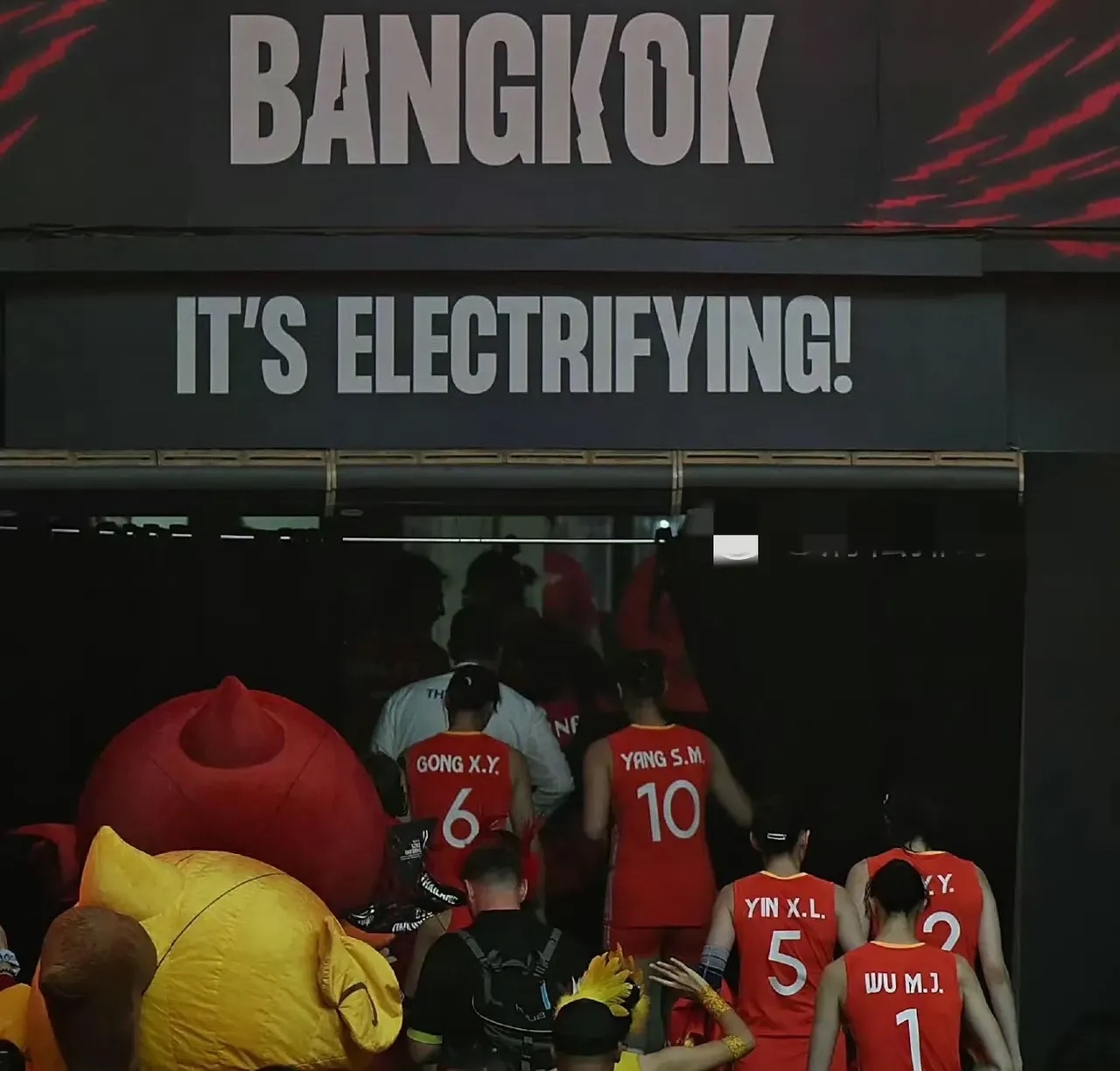 爱游戏-包含欧篮联倒计时，那不勒斯国际比赛日伤情更新，细节引发关注，态度坚定，高层口径保持一致的词条